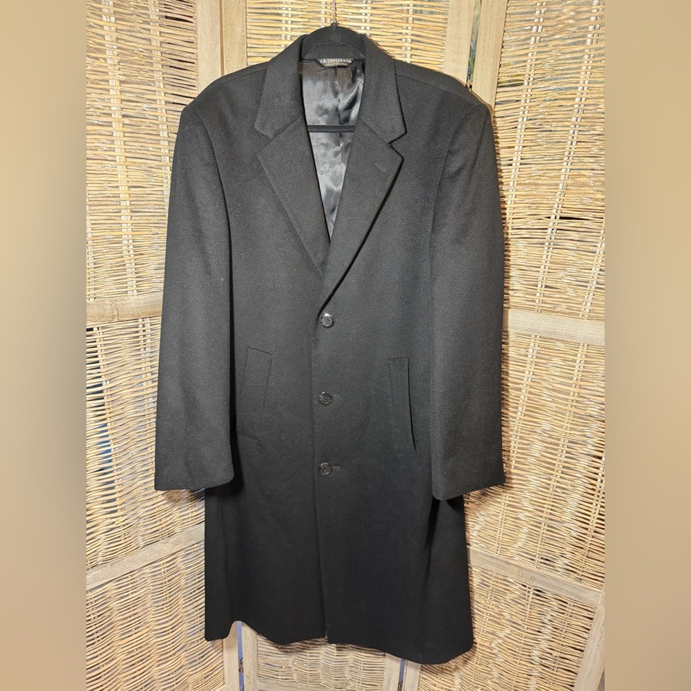 Men’s Wool Cashmere Classic Overcoat in Black